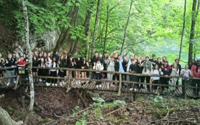 Izlet učenika šestog razreda – Plitvička jezera i Aquatika