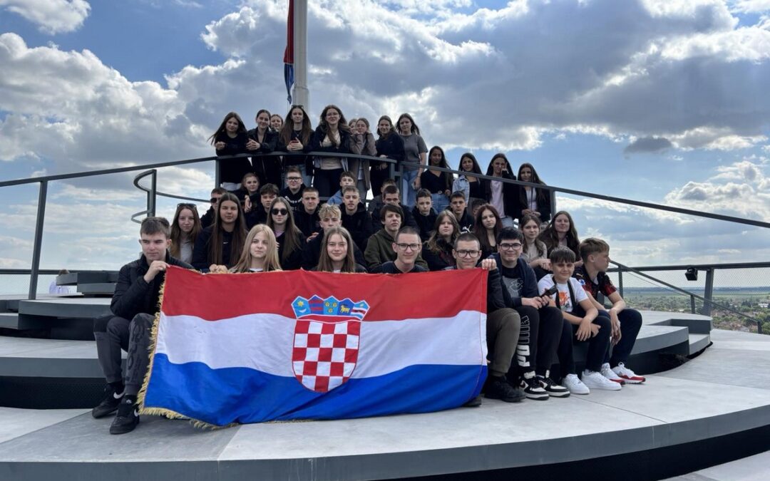Osmaši na terenskoj nastavi u Vukovaru