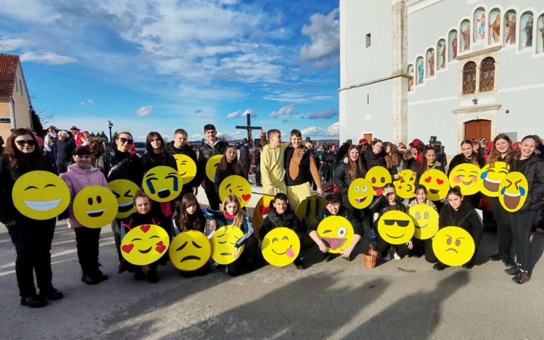 Emocionalna pismenost u fašničkoj povorci